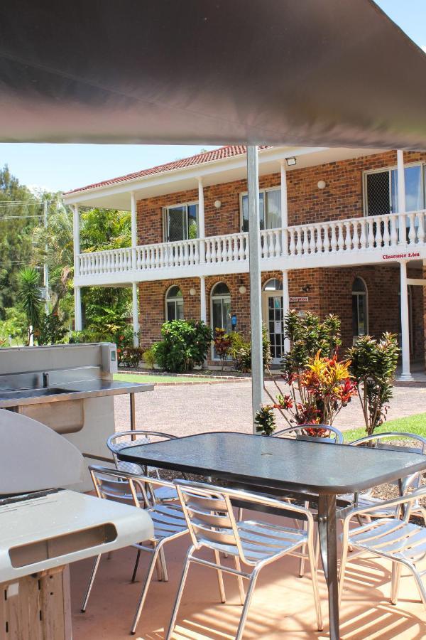 Aston Motel Yamba Exterior photo