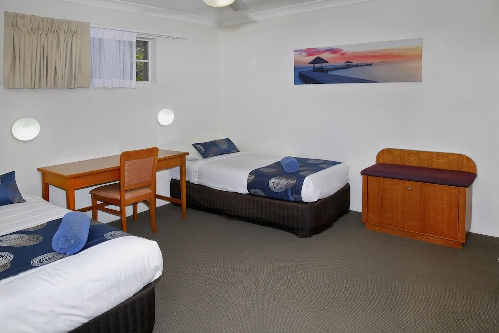 Aston Motel Yamba Exterior photo
